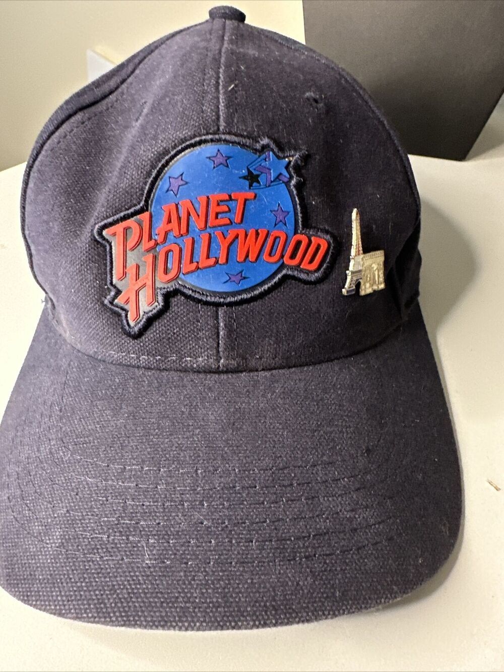 Planet Hollywood restaurant Paris France Adjustable, 1995 With collectible Pin